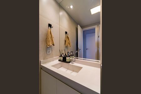 Apartamento à venda com 70m², 2 quartos e 1 vaga Apartamento à venda com 70m², 2 quartos e 1 vagaBanheiro da Suíte