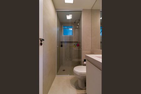 Apartamento à venda com 70m², 2 quartos e 1 vaga Apartamento à venda com 70m², 2 quartos e 1 vagaBanheiro Social