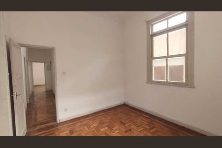 Casa à venda com 206m², 4 quartos e 3 vagas