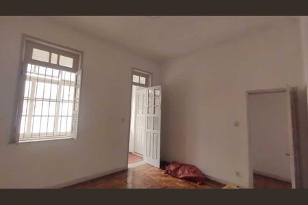 Casa à venda com 206m², 4 quartos e 3 vagas