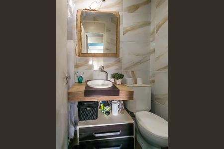 Apartamento à venda com 72m², 3 quartos e 1 vaga Apartamento à venda com 72m², 3 quartos e 1 vagaBanheiro