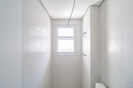 Apartamento à venda com 79m², 3 quartos e 1 vaga Apartamento à venda com 79m², 3 quartos e 1 vagaBanheiro social