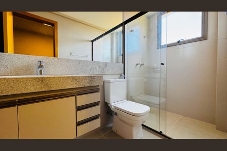 Casa de condomínio à venda com 1000m², 4 quartos e 6 vagas