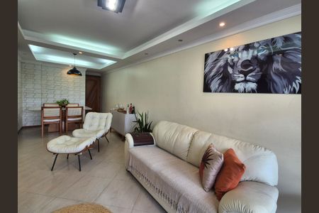 Apartamento à venda com 83m², 3 quartos e 2 vagas Apartamento à venda com 83m², 3 quartos e 2 vagasSala