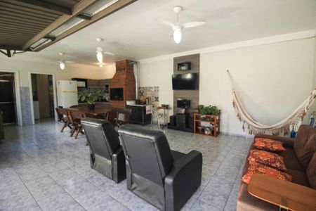 Varanda de casa à venda com 3 quartos, 120m² em Vila Joao Pessoa, Porto Alegre