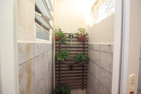 Casa à venda com 120m², 3 quartos e 3 vagas Casa à venda com 120m², 3 quartos e 3 vagasVista do Quarto 2