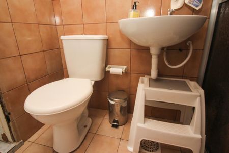 Casa à venda com 120m², 3 quartos e 3 vagas Casa à venda com 120m², 3 quartos e 3 vagasBanheiro 2