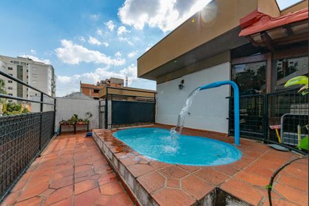 Apartamento à venda com 173m², 4 quartos e 2 vagasPiscina