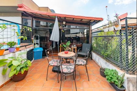 Apartamento à venda com 173m², 4 quartos e 2 vagasVaranda