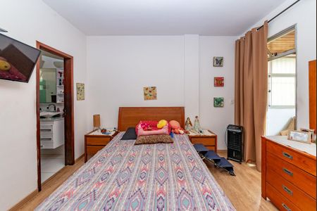 Apartamento à venda com 173m², 4 quartos e 2 vagasSuíte