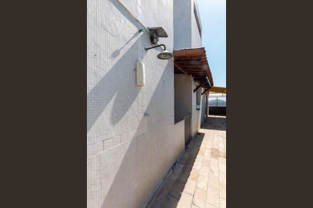 Apartamento à venda com 76m², 3 quartos e 2 vagas Apartamento à venda com 76m², 3 quartos e 2 vagasCobertura