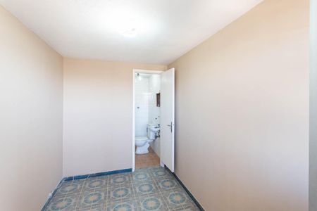 Apartamento à venda com 76m², 3 quartos e 2 vagas Apartamento à venda com 76m², 3 quartos e 2 vagasQuarto de Serviço