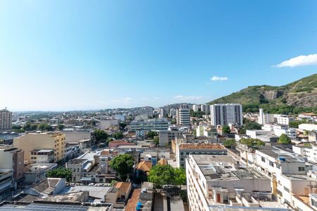 Apartamento à venda com 76m², 3 quartos e 2 vagas Apartamento à venda com 76m², 3 quartos e 2 vagasCobertura - Vista