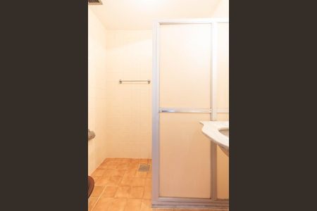 Apartamento à venda com 76m², 3 quartos e 2 vagas Apartamento à venda com 76m², 3 quartos e 2 vagasBanheiro Suíte