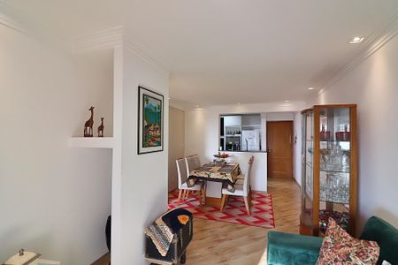 Apartamento à venda com 76m², 2 quartos e 1 vagaSala 