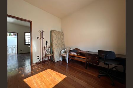Casa à venda com 360m², 3 quartos e 4 vagas