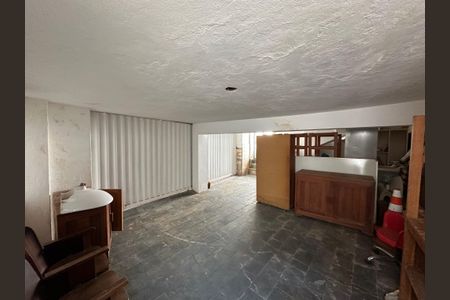 Casa à venda com 360m², 3 quartos e 4 vagas