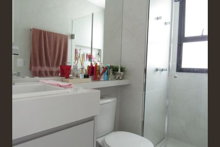 Apartamento à venda com 61m², 2 quartos e 1 vagaBanheiro da Suíte Principal