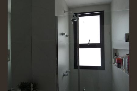 Apartamento à venda com 61m², 2 quartos e 1 vagaBanheiro da Suíte Principal