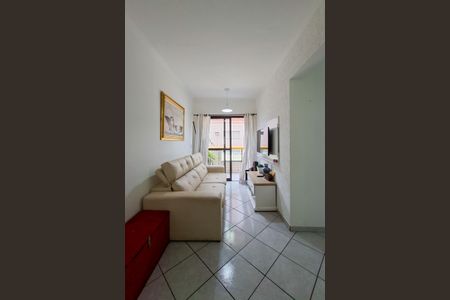 Sala de apartamento para alugar com 1 quarto, 53m² em Vila Tupi, Praia Grande