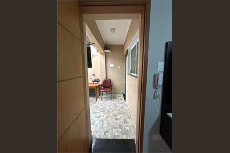 Casa de condomínio à venda com 168m², 3 quartos e 2 vagas