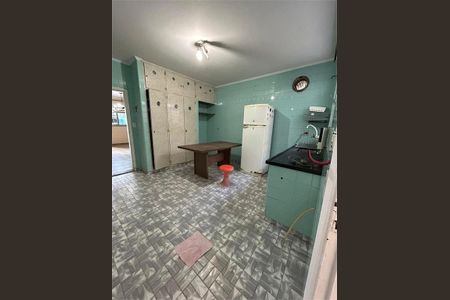 Casa de condomínio à venda com 168m², 3 quartos e 2 vagas