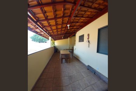 Casa à venda com 220m², 3 quartos e 3 vagasFoto 35