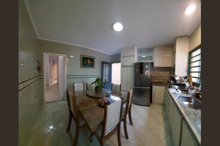 Casa à venda com 220m², 3 quartos e 3 vagasFoto 19