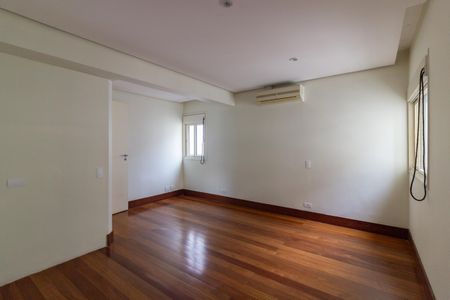 Apartamento à venda com 164m², 3 quartos e 2 vagasSuíte 2