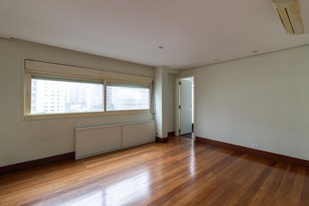 Apartamento à venda com 164m², 3 quartos e 2 vagasSuíte 1