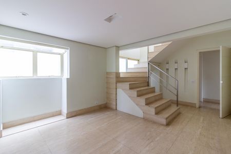 Apartamento à venda com 164m², 3 quartos e 2 vagasEntrada