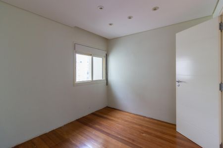 Apartamento à venda com 164m², 3 quartos e 2 vagasCloset da suíte 1