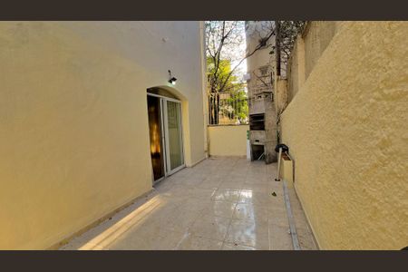 Apartamento à venda com 150m², 3 quartos e 3 vagas Apartamento à venda com 150m², 3 quartos e 3 vagasÁrea comum