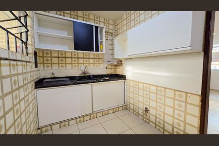 Apartamento à venda com 150m², 3 quartos e 3 vagas Apartamento à venda com 150m², 3 quartos e 3 vagasCozinha