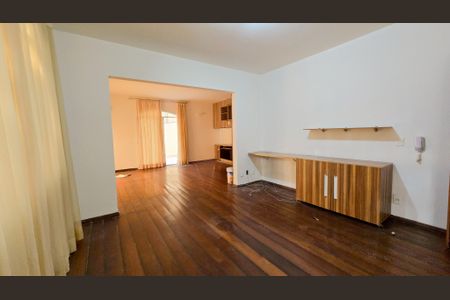 Apartamento à venda com 150m², 3 quartos e 3 vagas Apartamento à venda com 150m², 3 quartos e 3 vagasSala