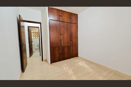 Apartamento à venda com 150m², 3 quartos e 3 vagas Apartamento à venda com 150m², 3 quartos e 3 vagasQuarto 03