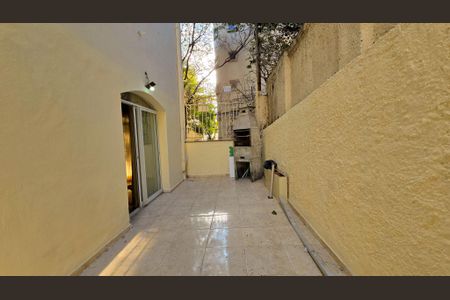 Apartamento à venda com 150m², 3 quartos e 3 vagas Apartamento à venda com 150m², 3 quartos e 3 vagasÁrea comum