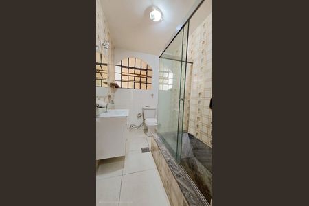 Apartamento à venda com 150m², 3 quartos e 3 vagas Apartamento à venda com 150m², 3 quartos e 3 vagasBanheiro Social