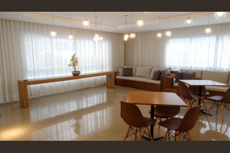 Apartamento à venda com 70m², 3 quartos e 2 vagas Apartamento à venda com 70m², 3 quartos e 2 vagasÁrea comum - Salão de festas