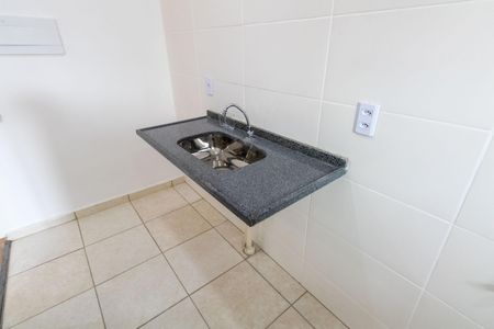 Apartamento para alugar com 46m², 2 quartos e 1 vaga Apartamento para alugar com 46m², 2 quartos e 1 vagaCozinha e Área de Serviço