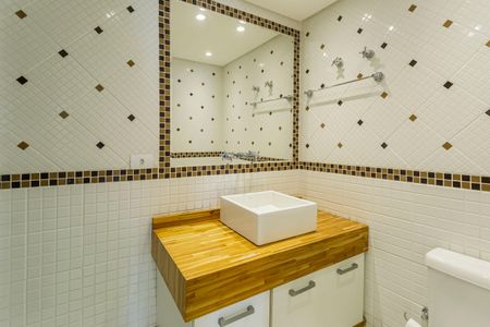 Apartamento para alugar com 119m², 3 quartos e 2 vagasBanheiro Social