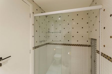 Apartamento para alugar com 119m², 3 quartos e 2 vagasBanheiro Social