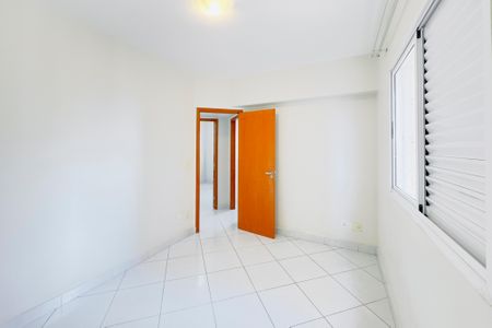 Apartamento para alugar com 80m², 3 quartos e 2 vagas Apartamento para alugar com 80m², 3 quartos e 2 vagasSuíte