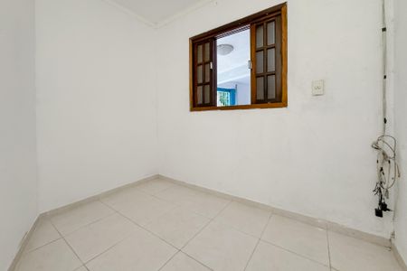 Casa à venda com 150m², 2 quartos e sem vaga Casa à venda com 150m², 2 quartos e sem vagaQuarto