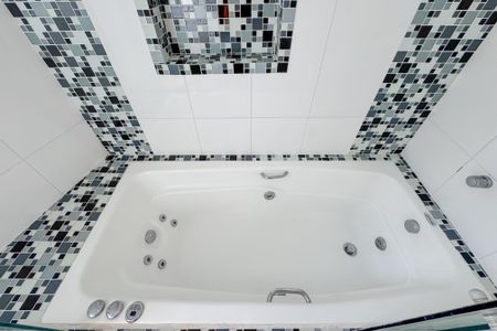 Casa à venda com 150m², 2 quartos e sem vaga Casa à venda com 150m², 2 quartos e sem vagaBanheiro da Suíte