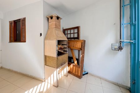 Casa à venda com 150m², 2 quartos e sem vaga Casa à venda com 150m², 2 quartos e sem vagaChurrasqueira