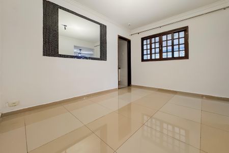 Casa à venda com 150m², 2 quartos e sem vaga Casa à venda com 150m², 2 quartos e sem vagaSala de Jantar