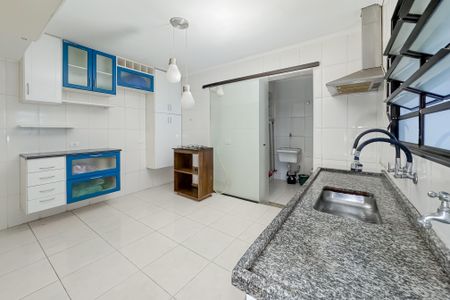 Casa à venda com 150m², 2 quartos e sem vaga Casa à venda com 150m², 2 quartos e sem vagaCozinha