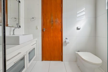 Casa à venda com 150m², 2 quartos e sem vaga Casa à venda com 150m², 2 quartos e sem vagaBanheiro da Suíte