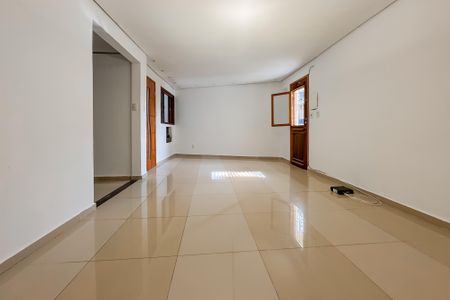 Casa à venda com 150m², 2 quartos e sem vaga Casa à venda com 150m², 2 quartos e sem vagaSala